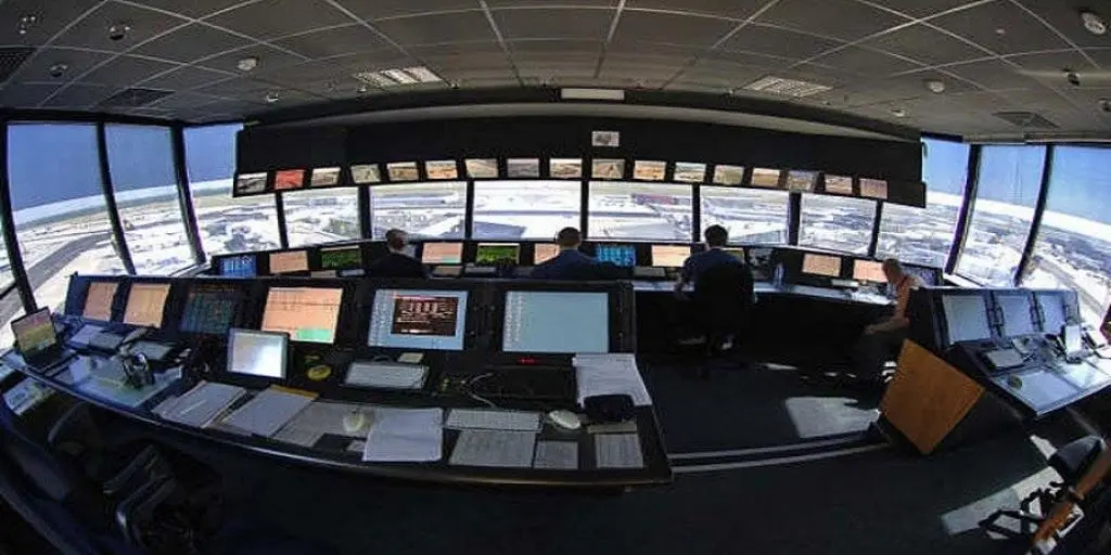 Ψηφίστηκαν οι νομοθεσίες για σύσταση κρατικής εταιρείας αεροναυτιλίας