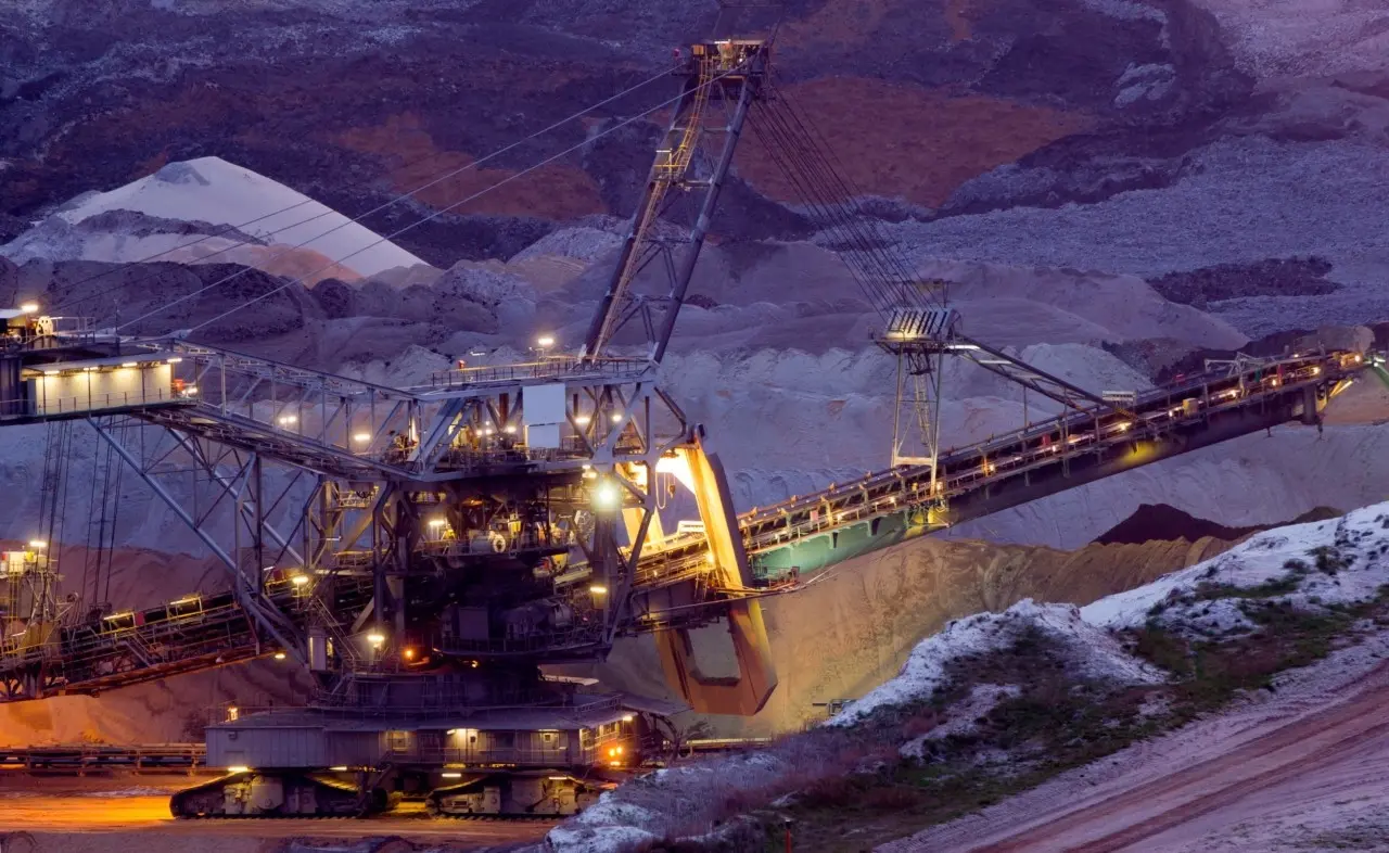 Ευρώπη: «Πρόσω ολοταχώς» στα σχέδια για την ενίσχυση της εξόρυξης και επεξεργασίας σπάνιων γαιών