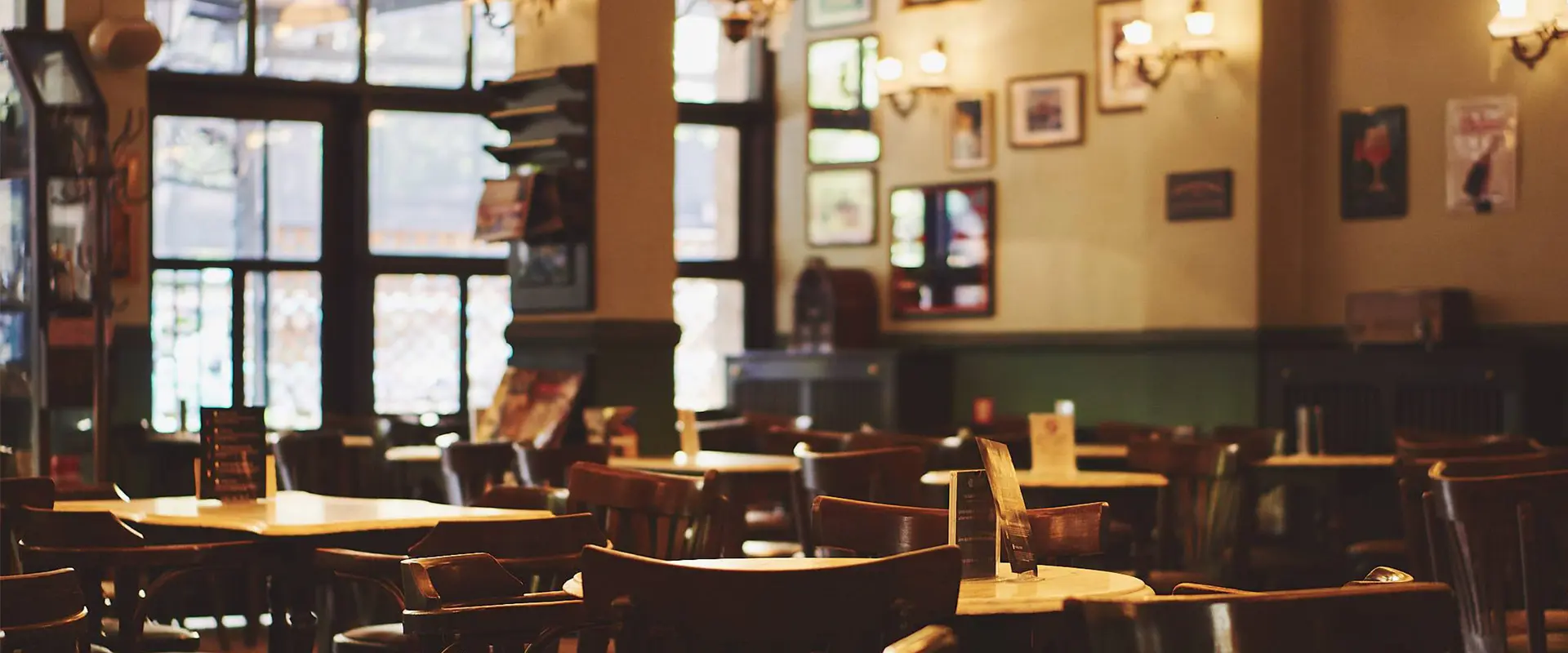 Αυτοί είναι οι νέοι κανόνες λειτουργίας εστιατορίων, μπαρ και καφέ από 1η Ιουλίου