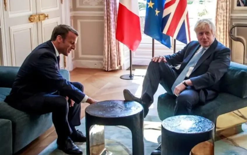 Μπόρις Τζόνσον: Ο Μακρόν προσπάθησε να με τιμωρήσει για το Brexit