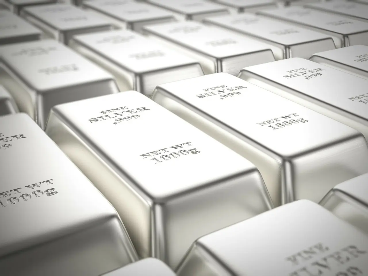 Οι δασμοί προκαλούν αναταραχές και στο ασήμι - Ανησυχία στην παγκόσμια αγορά