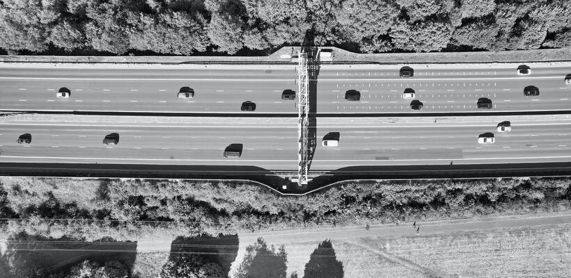 Το eJustice, το διπλοπέρασμα και μια χώρα χωρίς αυτοκινητόδρομο