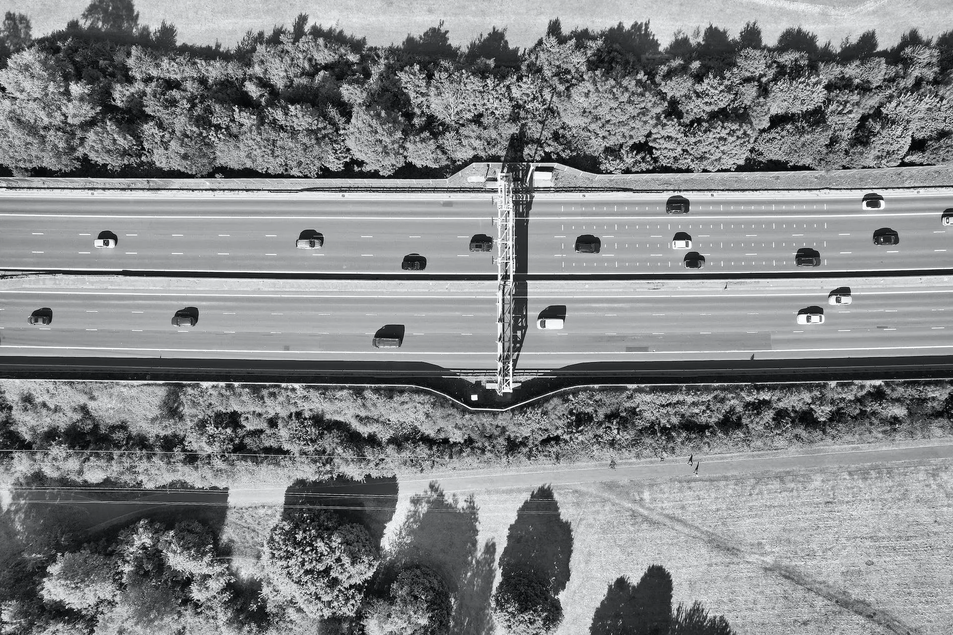 Το eJustice, το διπλοπέρασμα και μια χώρα χωρίς αυτοκινητόδρομο