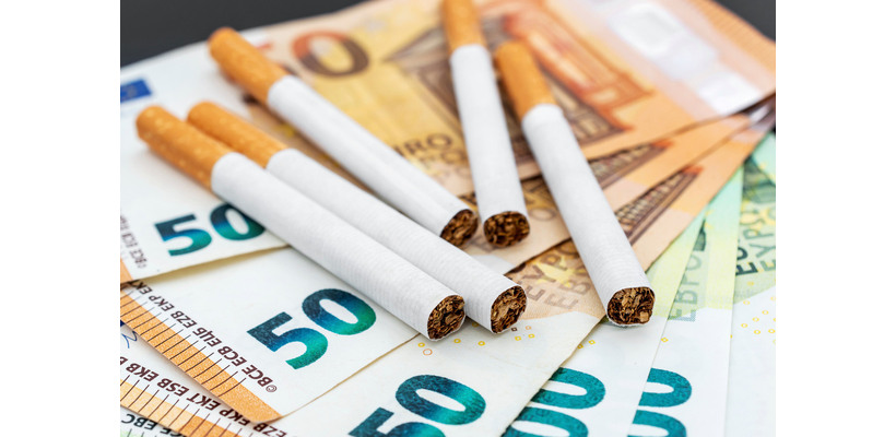 Φόροι-σοκ στα τσιγάρα και «κατάσχεση» εσόδων από την ΕΕ για το Ταμείο Άμυνας
