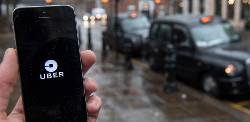 Η Uber έχασε την άδεια λειτουργίας στο Λονδίνο