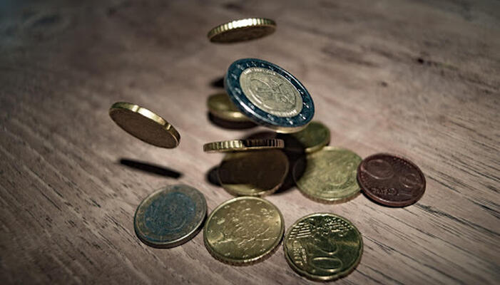 Απαιτήσεις χρέους