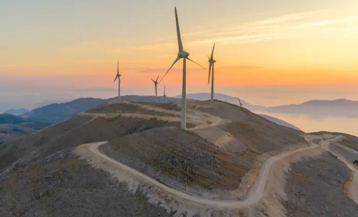 Επένδυση $1 δισ. από την Amazon σε αιολικά πάρκα στην Ελλάδα