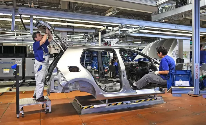 Περικοπές 5.000 θέσεων εργασίας από την Volkswagen