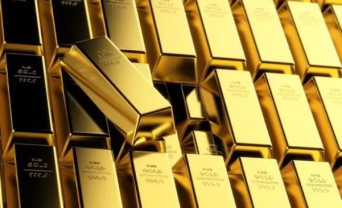 Χρυσός: Ξεπέρασε τα $3.260 ενόψει της απόφασης της Fed για τα επιτόκια