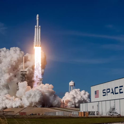Η SpaceX απογειώνει τις επενδύσεις στο Διάστημα – Ρεκόρ άνω των $100 δισ. το 2026