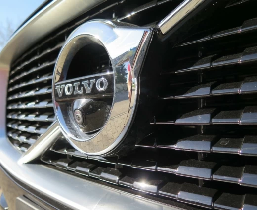 Volvo: Νέες απολύσεις 2.500 εργαζομένων – Κατάρρευση άνω του 40% στις πωλήσεις στην Κίνα