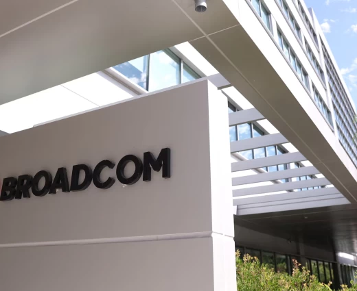 Broadcom: Στήνει χρηματοδότηση $60 δισ. για τα chips της Anthropic