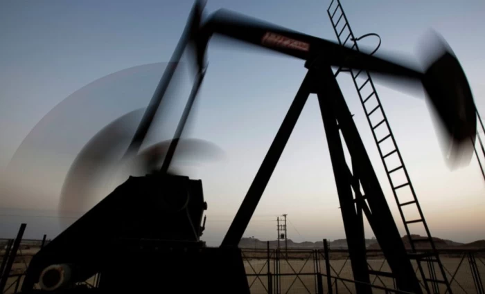 Πετρέλαιο: Σταθεροποιείται στα $102 το Brent καθώς οι ΗΠΑ ενισχύουν τη στρατιωτική παρουσία στη Μέση Ανατολή