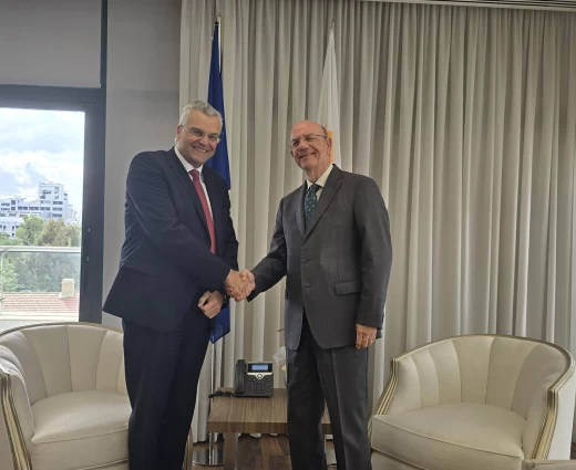 Συζήτησαν ενίσχυσαν διμερών σχέσεων ο Μ. Κεραυνός με τον Γερμανό Πρέσβη