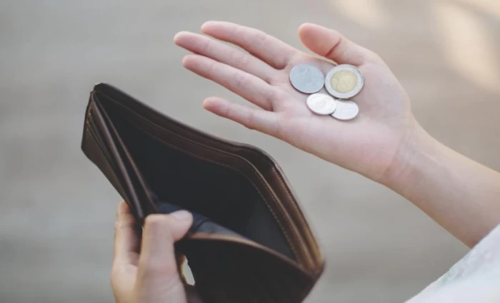 Eurostat: Μεγαλύτερες δυσκολίες στην καθημερινότητα για άτομα σε κίνδυνο φτώχειας στην Κύπρο