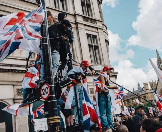Μία δεκαετία μετά, το Brexit βρίσκεται και πάλι στο προσκήνιο