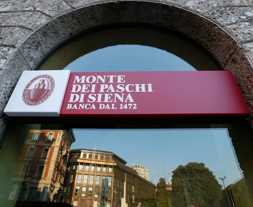 Τραπεζική μάχη στην Ιταλία: Η Monte dei Paschi χάνει την άμυνα απέναντι στην Intesa