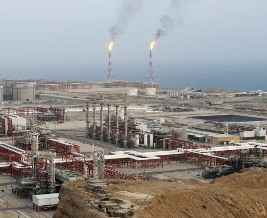 Πετρέλαιο και φυσικό αέριο: Τι προβλέπουν ΕΚΤ, διεθνείς τράπεζες και οίκοι αξιολόγησης