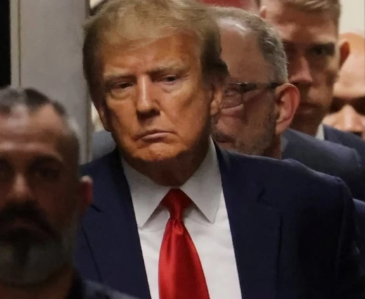 CNN: Η αμερικανική οικονομία εξαρτάται από τα Στενά του Ορμούζ πολύ περισσότερο απ’ όσο έχει παραδεχτεί ο Τραμπ