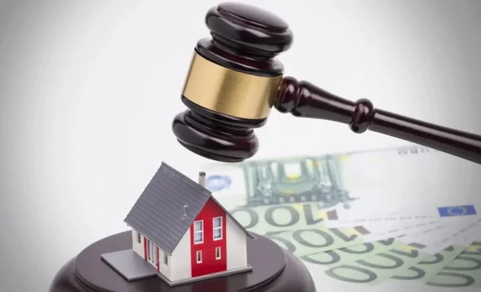 Στην Ολομέλεια το θέμα ΜΕΔ και εκποιήσεων - Συγκέντρωση διαμαρτυρίας