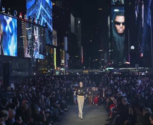 Το μεγάλο comeback της Gucci με show-υπερπαραγωγή στην Times Square