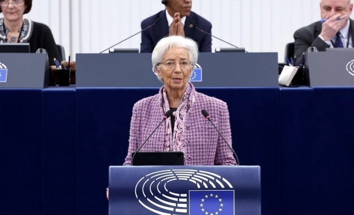 Σήμα για ανοδική αναθεώρηση των προβλέψεων για τον πληθωρισμό από τη Λαγκάρντ