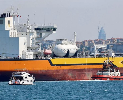 Καύσιμα: Η Βρετανία χαλαρώνει τις κυρώσεις στο ρωσικό πετρέλαιο λόγω ενεργειακής κρίσης