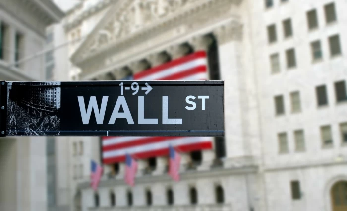 Wall Street: Η επέλαση του AI «σβήνει» τα πολεμικά σύννεφα της Μέσης Ανατολής