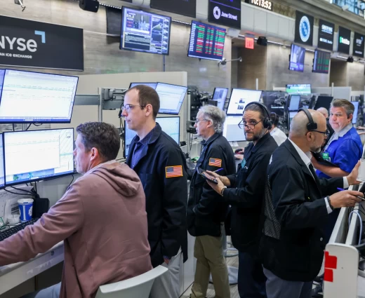 Wall Street: Κλυδωνίζεται η εκεχειρία στη Μέση Ανατολή και μαζί της οι δείκτες – Μεγάλος χαμένος ο Dow