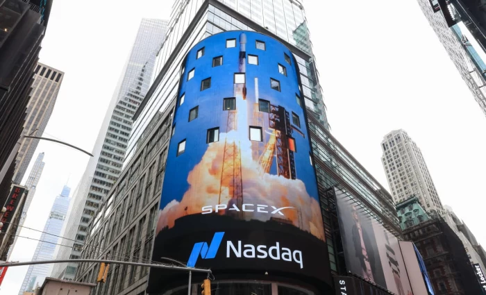 Κατεβάζει ταχύτητα η Wall Street – «Πύραυλος» η SpaceX, ξεπέρασε την Amazon