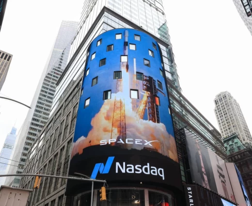 Κατεβάζει ταχύτητα η Wall Street – «Πύραυλος» η SpaceX, ξεπέρασε την Amazon