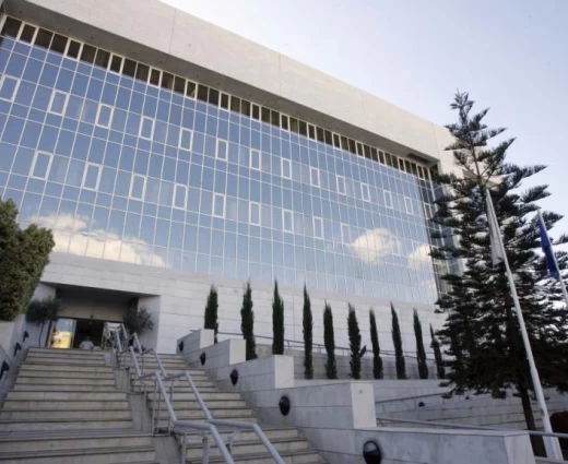 Η ΚΤΚ κρατά αμετάβλητο το κεφαλαιακό «μαξιλάρι» των τραπεζών