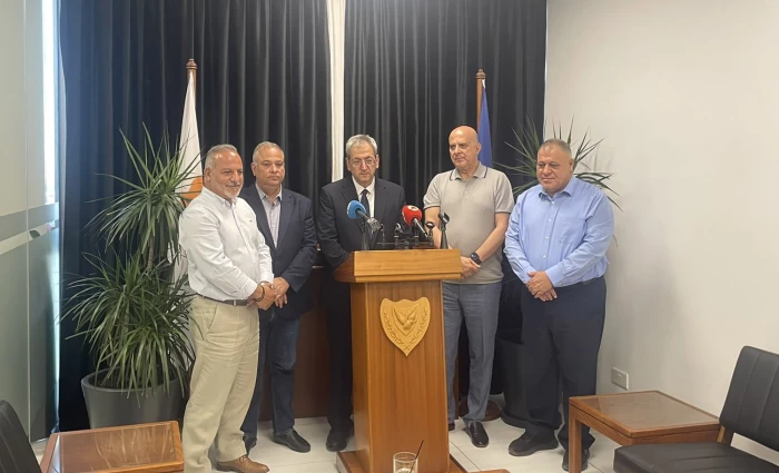 Υπ. Εργασίας: Ενημέρωσε ΔΗΠΑ, ΕΔΕΚ και Οικολόγους για τη συνταξιοδοτική μεταρρύθμιση