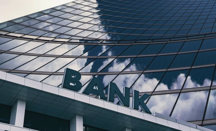 Στο μικροσκόπιο της ΕΕ οι κίνδυνοι του private credit για τράπεζες και οικονομία