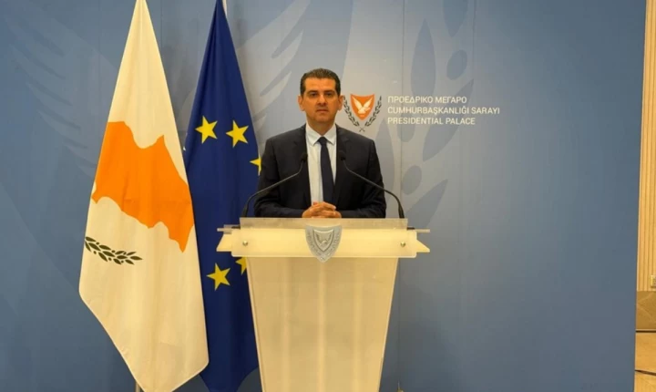 Σχέδιο €1 εκατ. με χορηγίες έως €900 για ηλιακά συστήματα