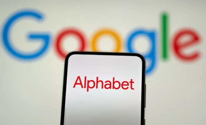 Alphabet: Εκτίναξη 82% στο Google Cloud, αλλά προβληματισμός για τις δαπάνες στην τεχνητή νοημοσύνη
