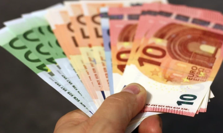 Αυξημένοι κατά 3,7% οι μισθοί στην Κύπρο το πρώτο 3μηνο -  Ανήλθαν στα €2.601 οι ακαθάριστες απολαβές