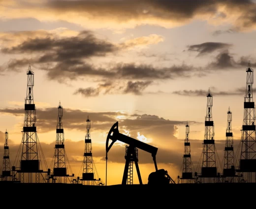 Πετρέλαιο: Επιστροφή στα κέρδη με το Brent πάνω από τα $92 μετά το «οικονομικό D-Day» των ΗΠΑ κατά του Ιράν