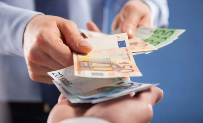 Ανεβαίνει ο λογαριασμός για τις επιχειρήσεις - Στο 3,8% η αύξηση του εργατικού κόστους