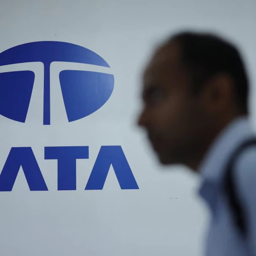 Η Tata με τη βία στο χρηματιστήριο