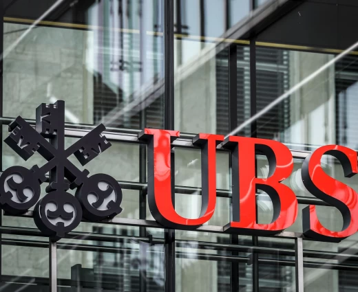 UBS: Στηρίζει απρόθυμα την συμβιβαστική πρόταση των Ελβετών για τις κεφαλαιακές απαιτήσεις