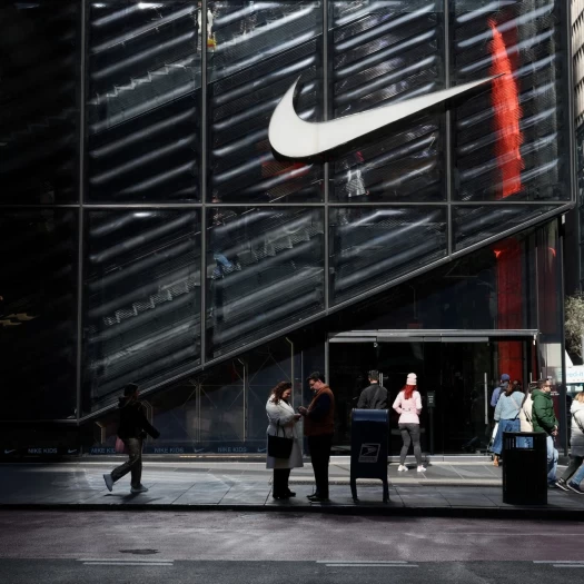 Τέλος εποχής: Η Nike αφαιρείται από τον S&P 100 της Wall Street
