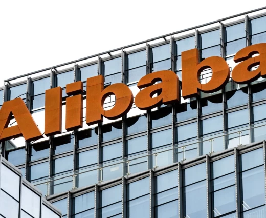 Alibaba: Επεκτείνει τα data centers σε Ευρώπη και Μέση Ανατολή με φόντο τη μάχη για την AI
