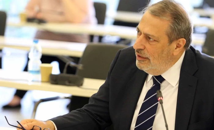 «Μαύρο βαν»: Απορρίπτει ισχυρισμούς για παρεμπόδιση έρευνας κατά Σ. Αγγελίδη ο Γ. Εισαγγελέας