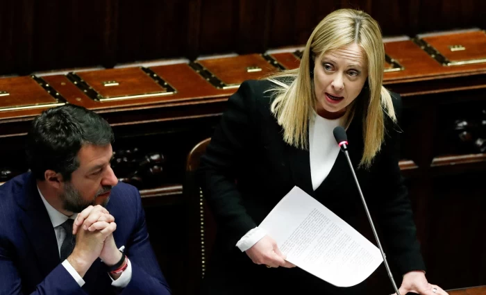 Η Ιταλία πρέπει να φορολογήσει τις τράπεζες όπως η Ισπανία, λέει ο Σαλβίνι