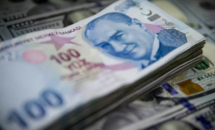 Οι Τούρκοι ανεβάζουν ξανά τα επιτόκια για να σώσουν την τουρκική λίρα