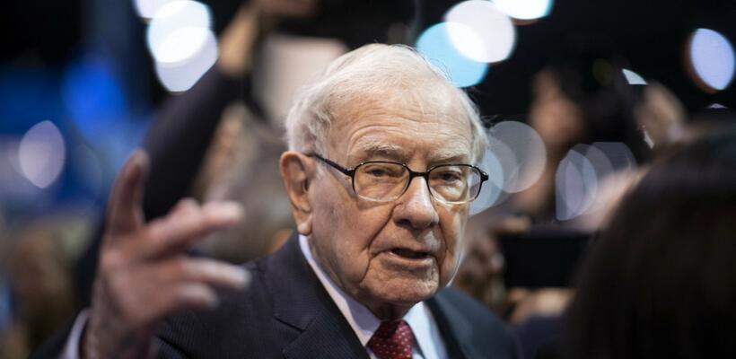 Berkshire Hathaway: Η εταιρεία του Γουόρεν Μπάφετ πουλάει Amazon και αγοράζει New York Times