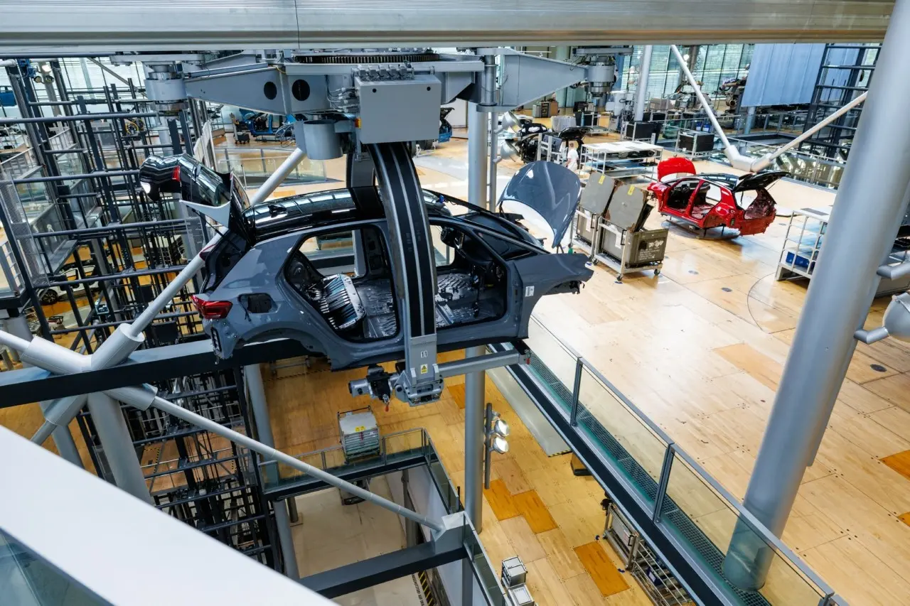 Ευρωζώνη: Υποχώρηση της δραστηριότητας τον Δεκέμβριο με βαρίδι τη Γερμανία