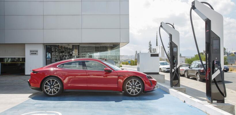 Porsche Turbo Charge: Ο ισχυρότερος σταθμός φόρτισης στην Κύπρο