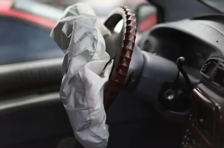 Συνάντηση Βαφεάδη με Νομική Υπηρεσία για τους Takata